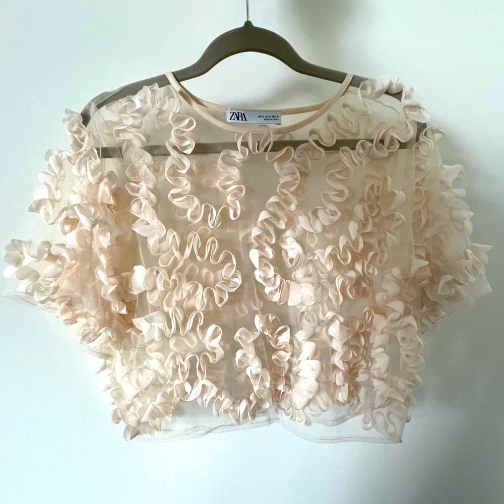 Zara Texture Top - Picture 2 of 4